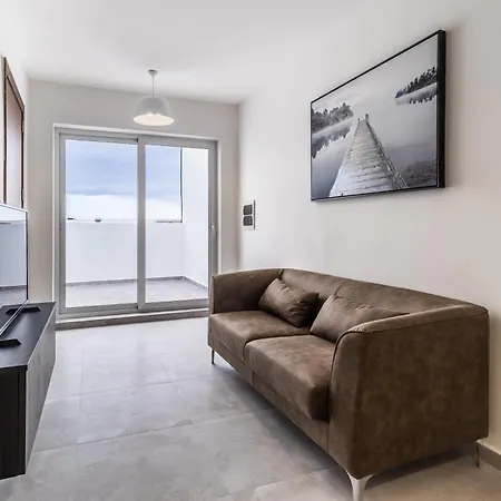 Apartman Not Good - New Penthouse - St Paul's Bay *